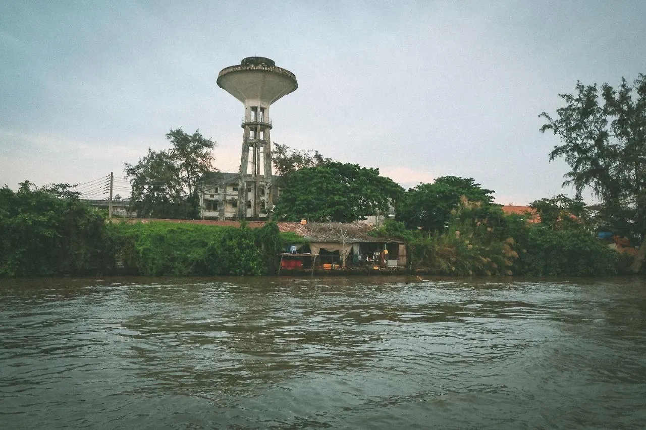 Homestay - Male Shared Dorm - View Song Tren Ban Dao Thanh Da - Binh Thanh - Sai Gon Ho Chi Minh City Vietnam