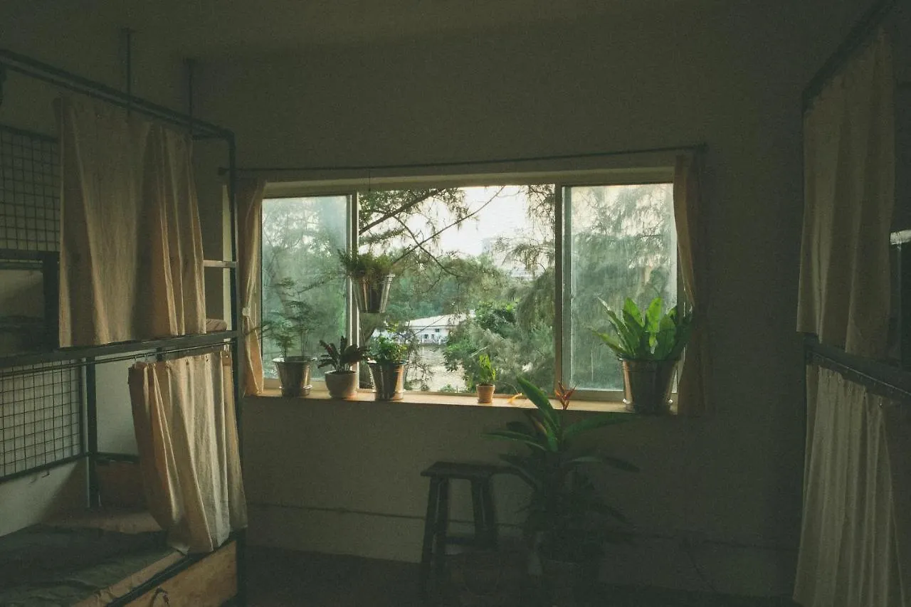 Homestay - Male Shared Dorm - View Song Tren Ban Dao Thanh Da - Binh Thanh - Sai Gon Ho Chi Minh City
