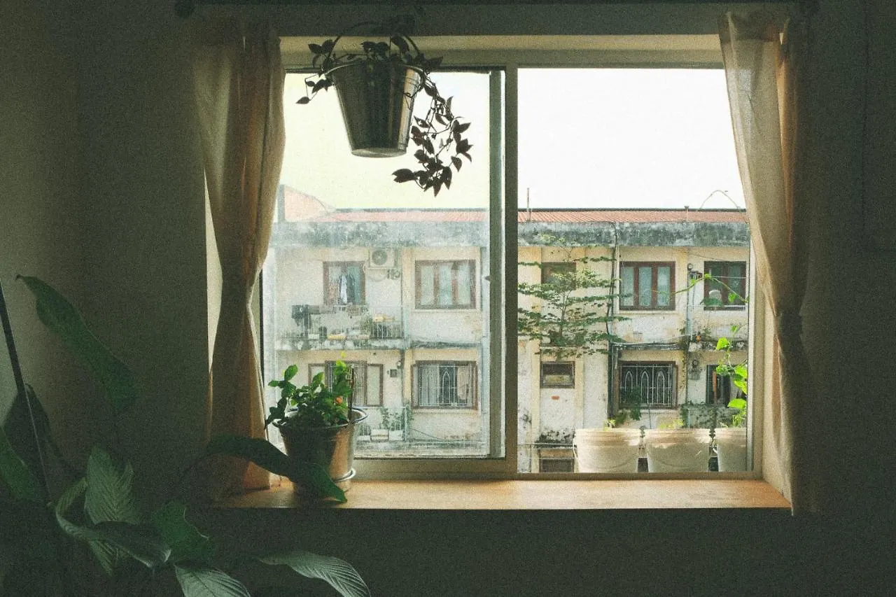 Homestay - Male Shared Dorm - View Song Tren Ban Dao Thanh Da - Binh Thanh - Sai Gon Ho Chi Minh City