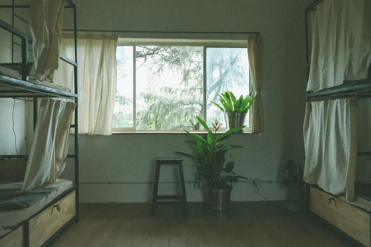 Homestay - Male Shared Dorm - View Song Tren Ban Dao Thanh Da - Binh Thanh - Sai Gon Ho Chi Minh City Vietnam