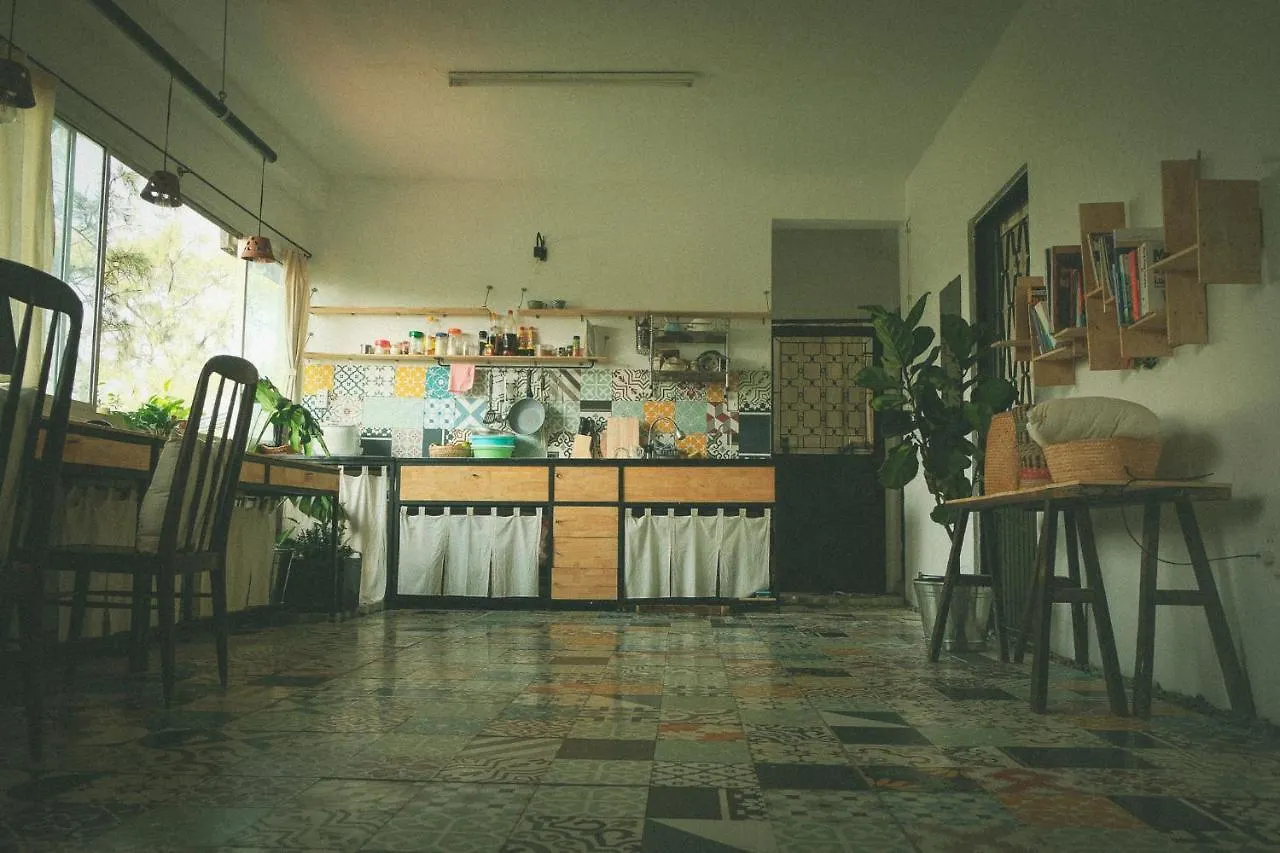 Homestay - Male Shared Dorm - View Song Tren Ban Dao Thanh Da - Binh Thanh - Sai Gon Ho Chi Minh City