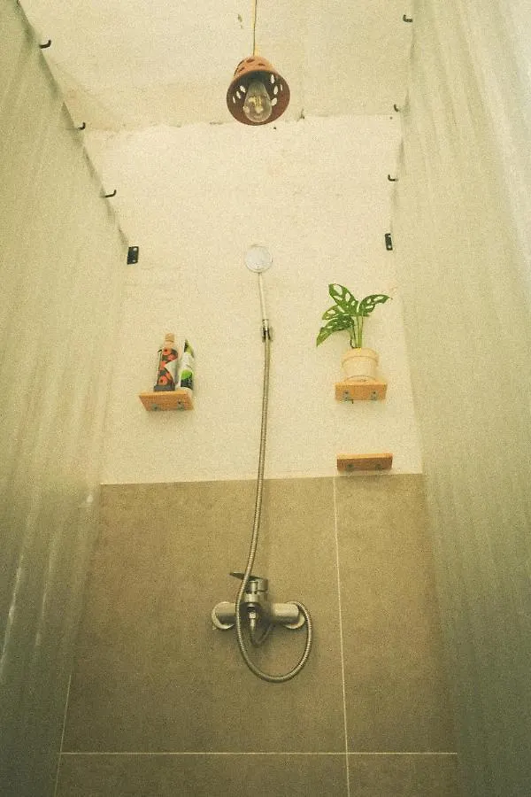 Homestay - Male Shared Dorm - View Song Tren Ban Dao Thanh Da - Binh Thanh - Sai Gon Ho Chi Minh City Vietnam